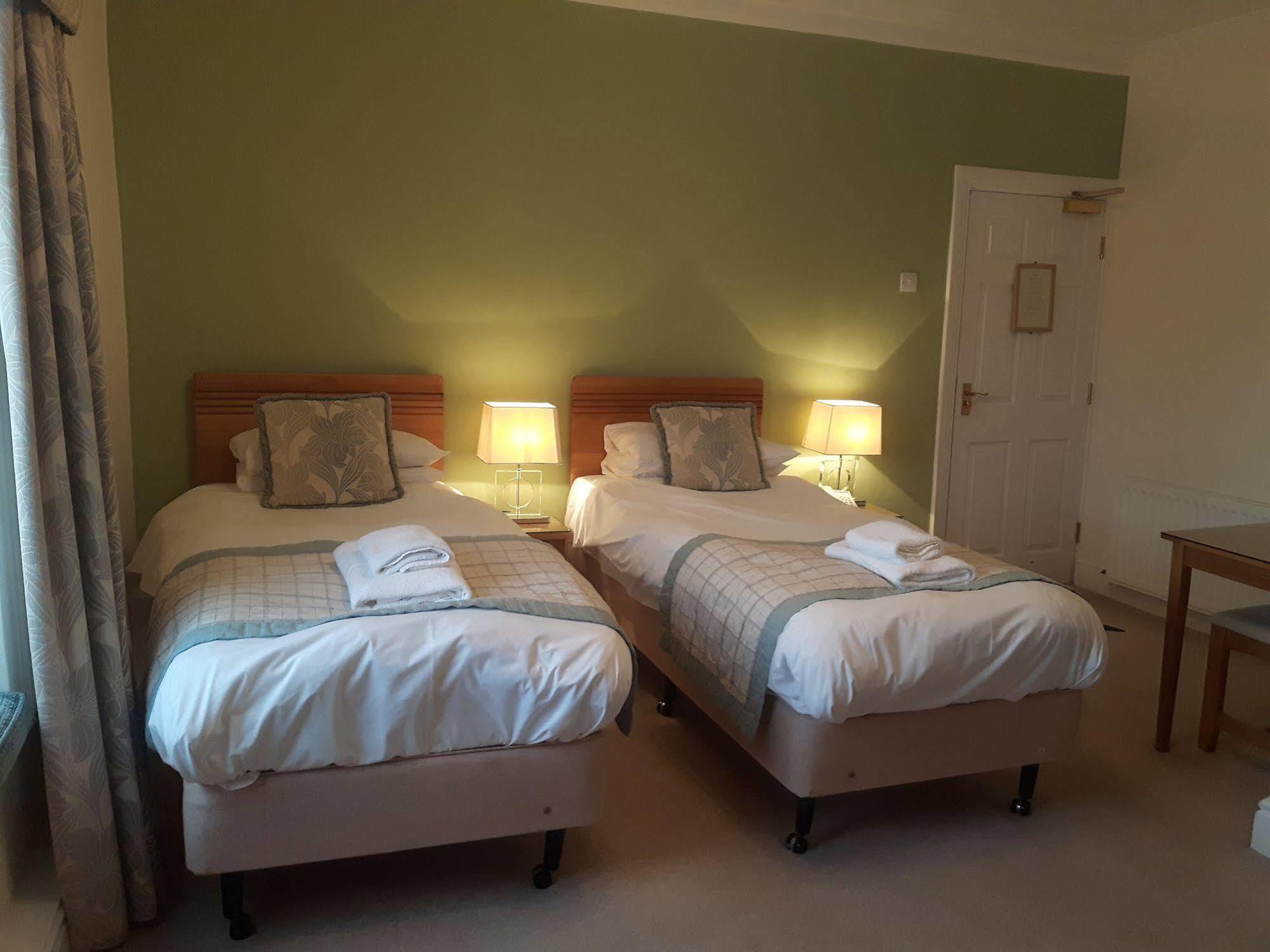 The Wheatsheaf Hotel Корбридж Экстерьер фото