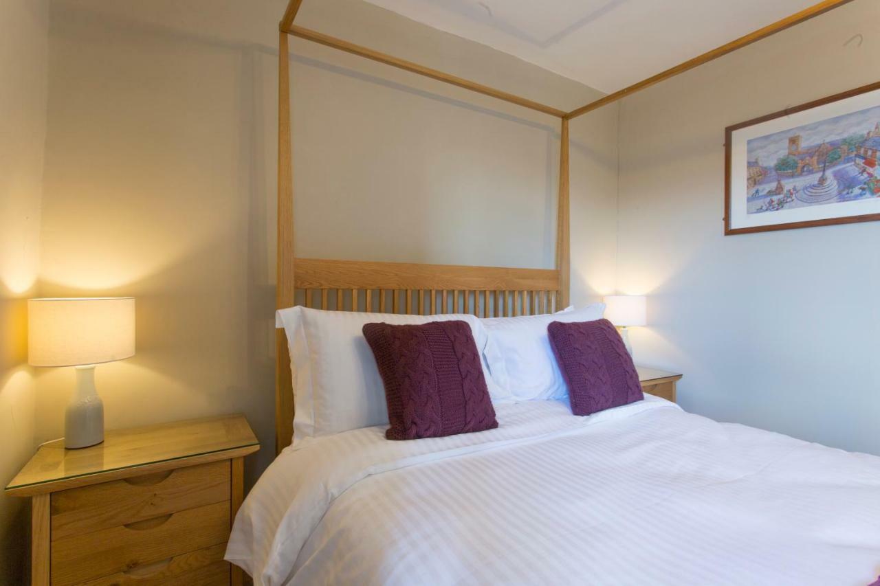 The Wheatsheaf Hotel Корбридж Экстерьер фото